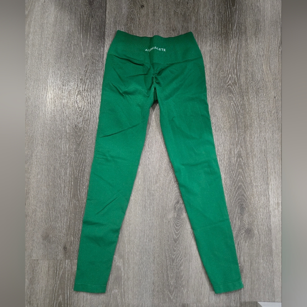 Alphalete Vibrant Green Leggings